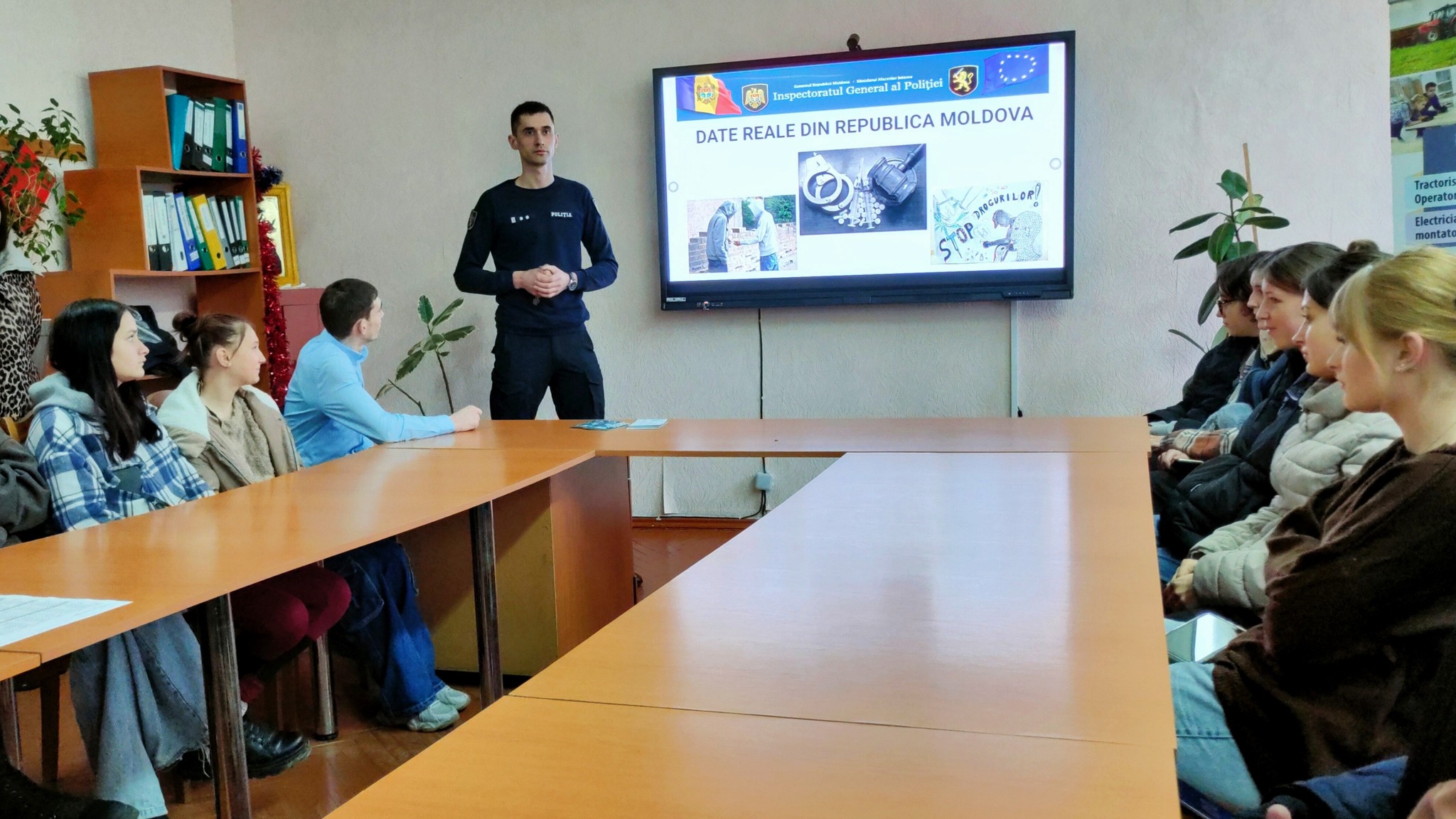 You are currently viewing Activitate informativ-educativă: STOP CONSUMULUI DE DROGURI